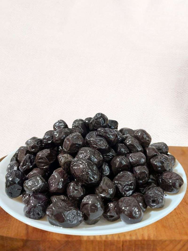 Gemlik Etli Sele Zeytin 1 kg